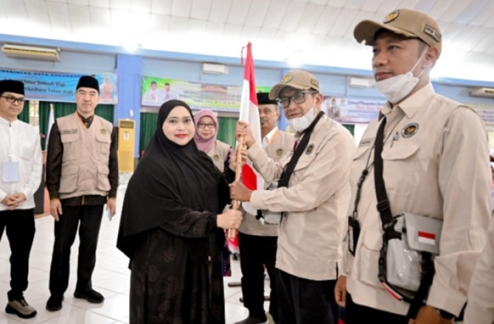 Bupati Lepas Keberangkatan 396 Jemaah Haji Bengkalis ke Tanah Suci Mekah