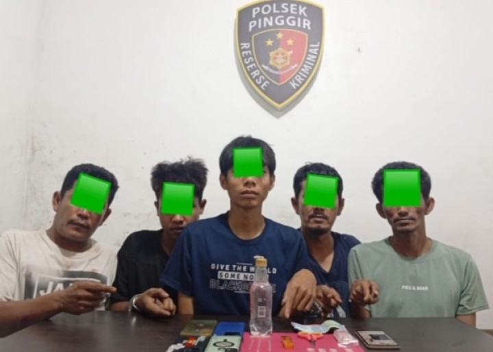 Lima Pelaku Diamankan di Talang Mandi Oleh Polsek Pinggir