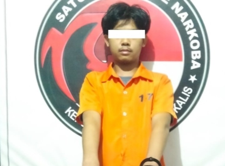 Saat Transaksi Sabu Pemuda di Bengkalis Diborgol Satresnarkoba 