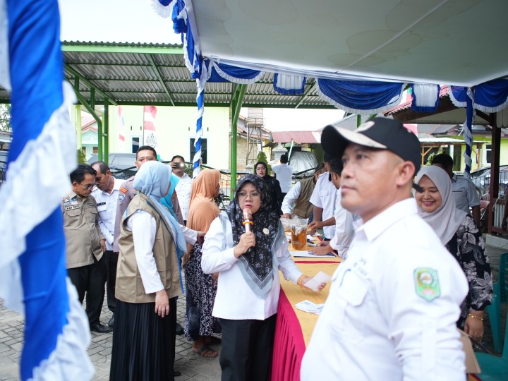 30.786 Keluarga di Siak Terima Bantuan Beras dan Minyak Goreng