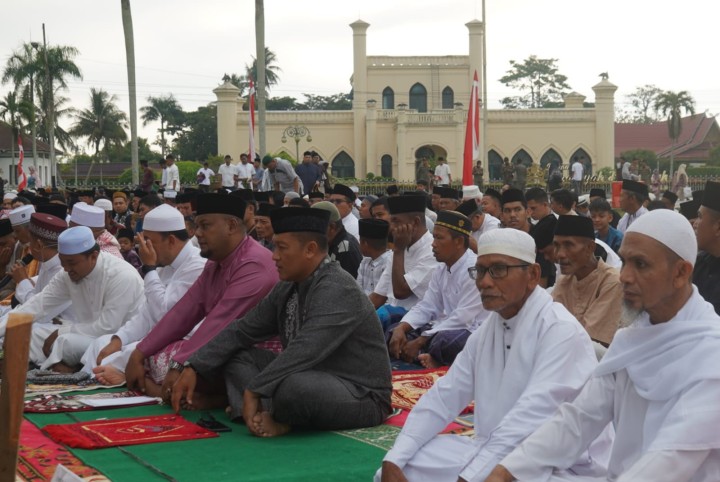 Dandim 0322/Siak Hadiri Shalat Iduladha Bersama, Pererat Sinergi dan Silaturahmi
