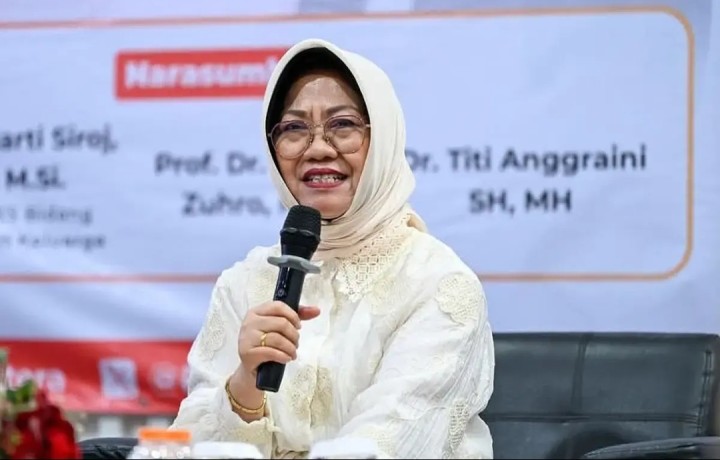 Pakar politik dari Badan Riset dan Inovasi Nasional (BRIN), Prof. Siti Zuhro. Sumber: Fajar