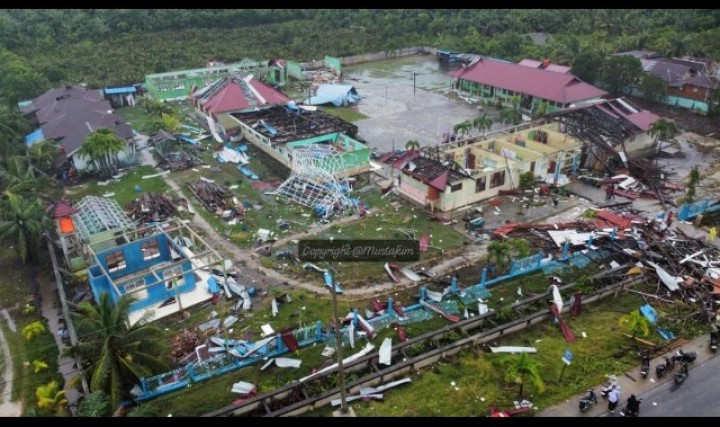 135 Siswa SMPN 1 Bandar Laksamana Tetap Ikuti Ujian