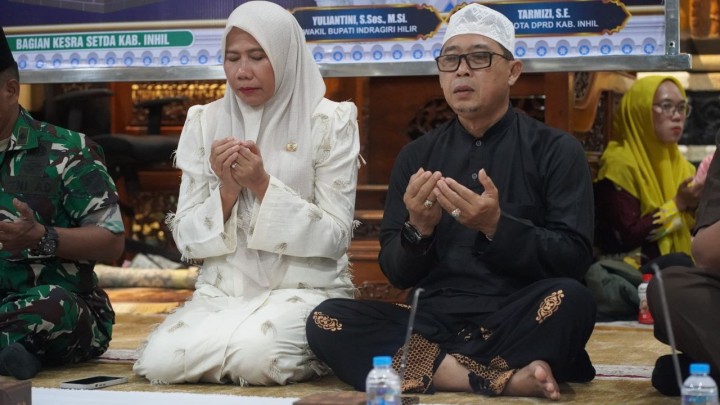 Wakil Ketua I DPRD Kabupaten Indragiri Hilir, Ir. H. AMD. Junaidi AN, M.Si, menghadiri rangkaian kegiatan penyambutan dan pelepasan jamaah haji Kabupaten Indragiri Hilir.