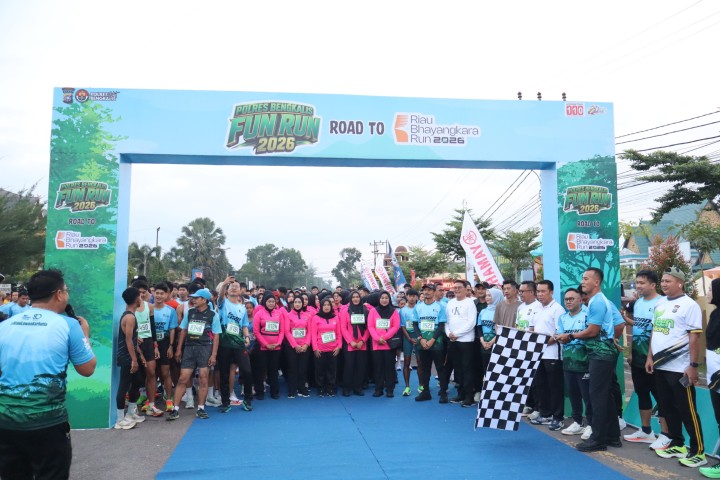 Polres Bengkalis Gelar Fun Run Meriahkan Hari Bhayangkara ke-80