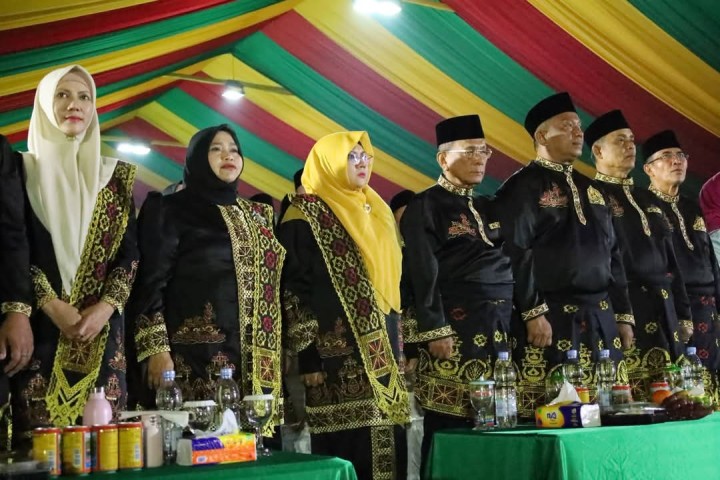 Bupati Afni Hadiri Pembukaan MTQ XLIV Provinsi Riau di Kuantan Singingi