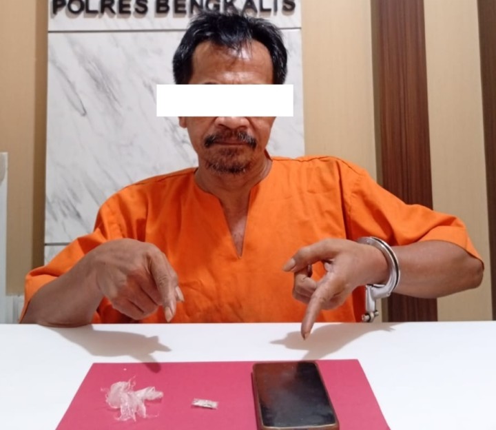 Seorang Pria Ditangkap Polsek Pinggir