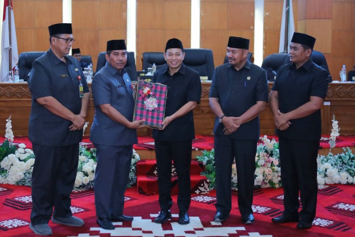 Rapat Paripurna DPRD Kabupaten Siak Digelar di Ruang Putri Kacamayang