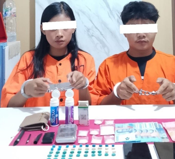 Sepasang Kekasih Kompak Jadi Pengedar Narkoba