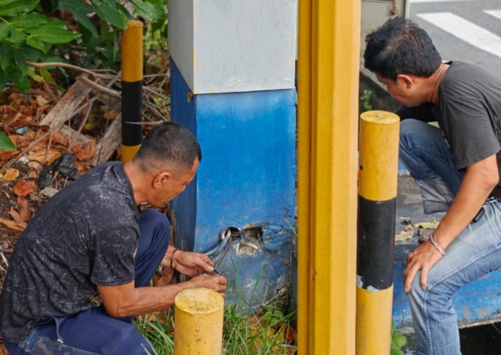 Demi Keselamatan Pengguna Jalan, Dishub Bengkalis Perbaiki Traffic Light