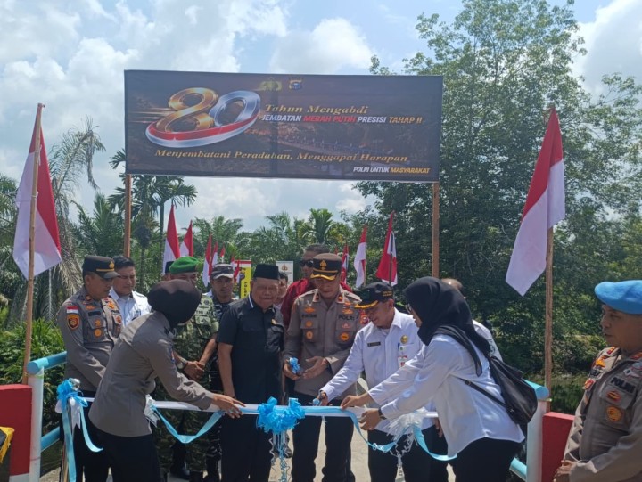 Saat Peresmian Jembatan Merah Putih Presisi Polda Riau Hadirkan Harapan Baru