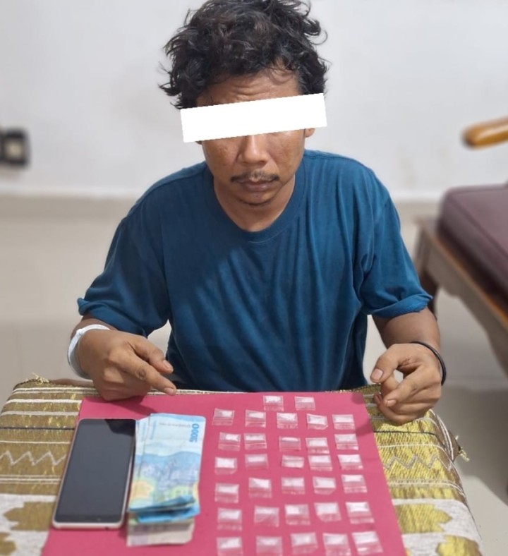 Kantongi 32 Paket Sabu, MR Pengedar Narkoba Tak Berkutik Saat Digeledah Polisi