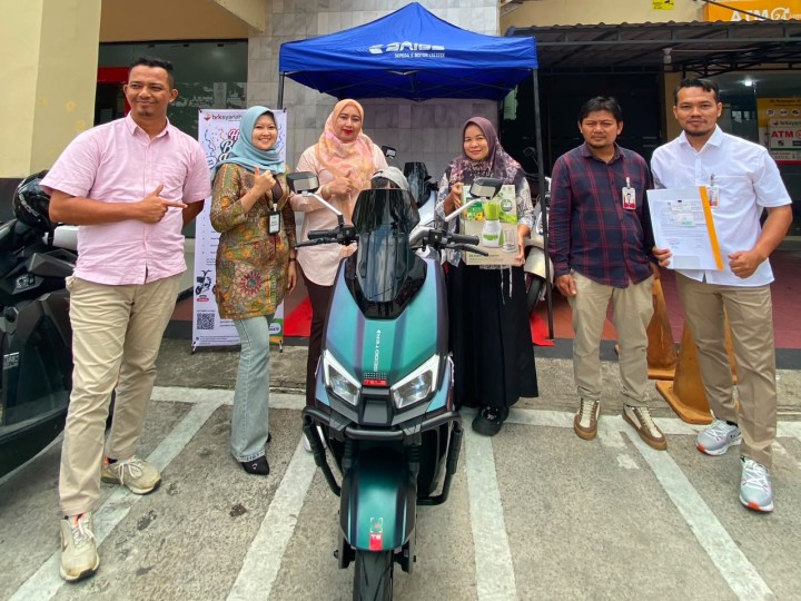 Nasabah BRK Syariah pemenang program Bedelau