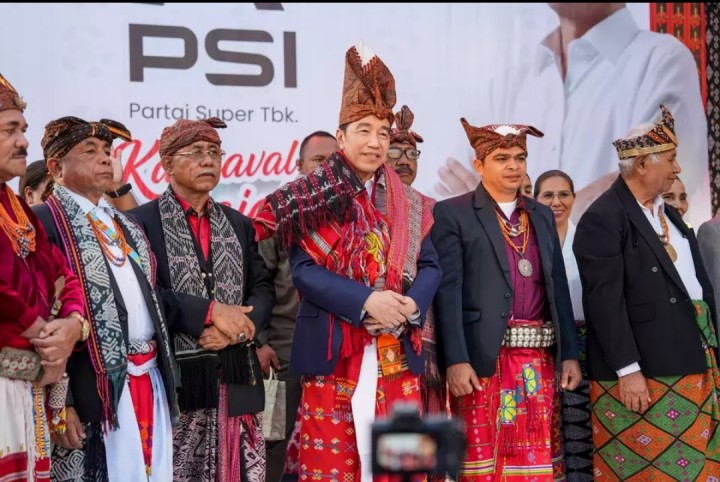 Apa Gunanya Jokowi Blusukan Jika Tak Mampu Naikkan Elektabilitas PSI