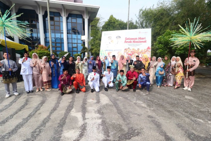 Semarak HUT ke-69 Riau dan Hari Anak Nasional, Upacara Digelar di Kecamatan Siak