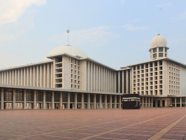 Masjid Istiqlal. Sumber: Internet