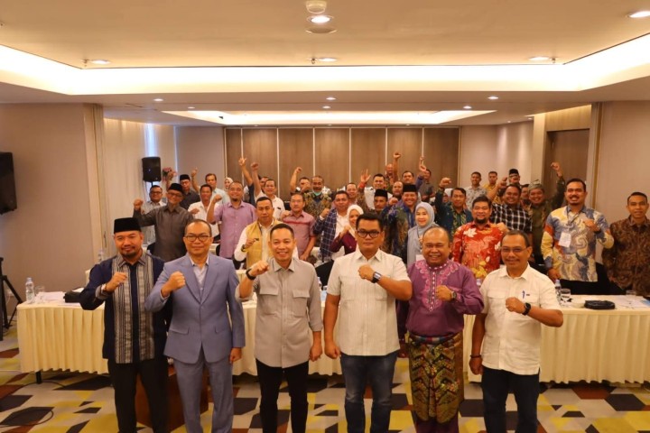 Penguatan Fungsi Anggaran dan Pengawasan, DPRD Siak Gelar Bimtek Tata Kelola Keuangan Daerah