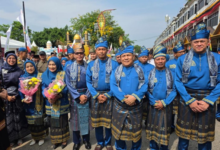 Danlanal Dumai Hadiri Pembukaan Festival Pacu Jalur 2026 di Kuansing