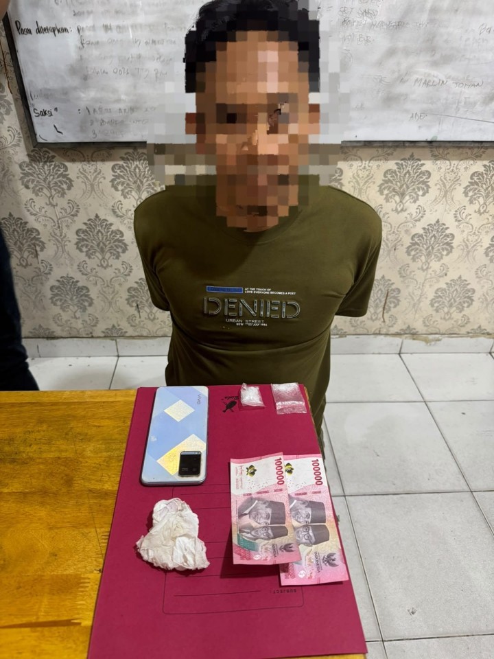 Sat Narkoba Polres Siak Bekuk Diduga Bandar Sabu di Dayun, Dua Paket Barang Bukti Disita