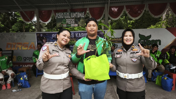Polwan ke-78: Dari Perempuan untuk Perempuan, Polantas Karib Rangkul Ibu-Ibu Ojol Pekanbaru