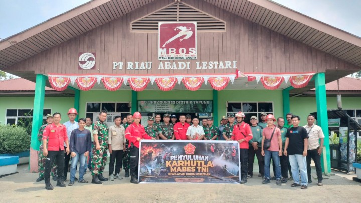 Tim Mabes TNI Gelar Penyuluhan Karhutla di Minas, Perkuat Sinergi Pencegahan Kebakaran