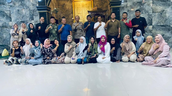 Mediasi Buntu, Warga Lalang Green Land 1 Sepakat Bangun Kembali Tembok yang Dijebol untuk Akses Proyek BTS