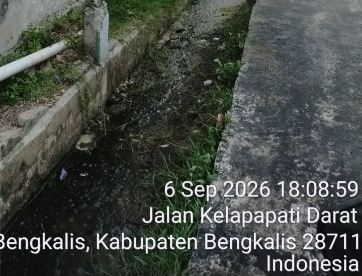 Bau Busuk Menyengat, Warga dan Pemdes Pendekik Akan Laporkan Dapur SPPG