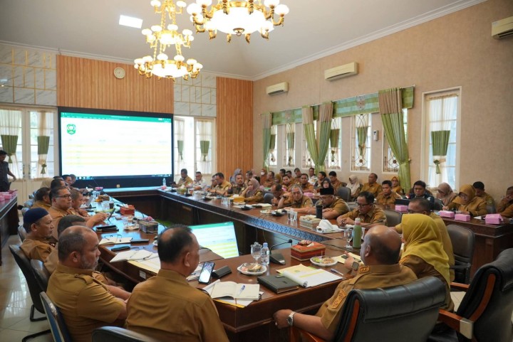 Pemkab Siak Evaluasi Realisasi APBD dan Persiapan HUT ke-27