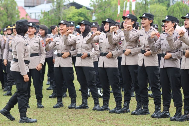 Polisi wanita (Polwan). Sumber: Antara
