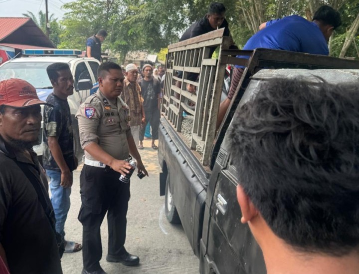 Penumpang Sepeda Motor Meninggal Ditempat Setelah di Tabrak Mobil Pick Up