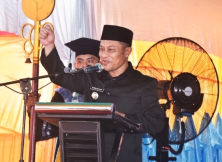 Wabup Bengkalis Hadiri Wisuda Mahasiswa Polbeng